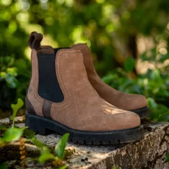 ARIAT ® Ladies’ Wexford Lug Waterproof Chelsea Boots Sale