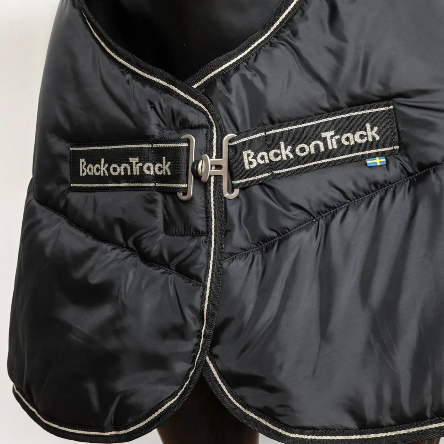 BACK ON TRACK BOT LL Back on Track® Rhyolite 100G Insulated Liner Black Discount