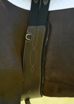 EQUIFIT ® Anatomical Jumper Girth with SheepsWool™ T-Foam Liner Brown/Black Discount