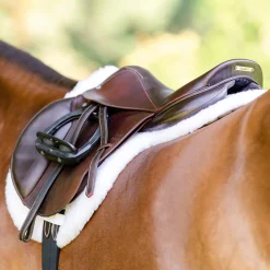 EQUIFIT ® Essential Hunter Pad White Hot