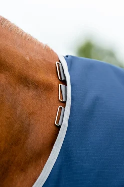 HORSEWARE ® Ireland Amigo® Ripstop 900D 200 Gram Standard Neck Turnout Clearance