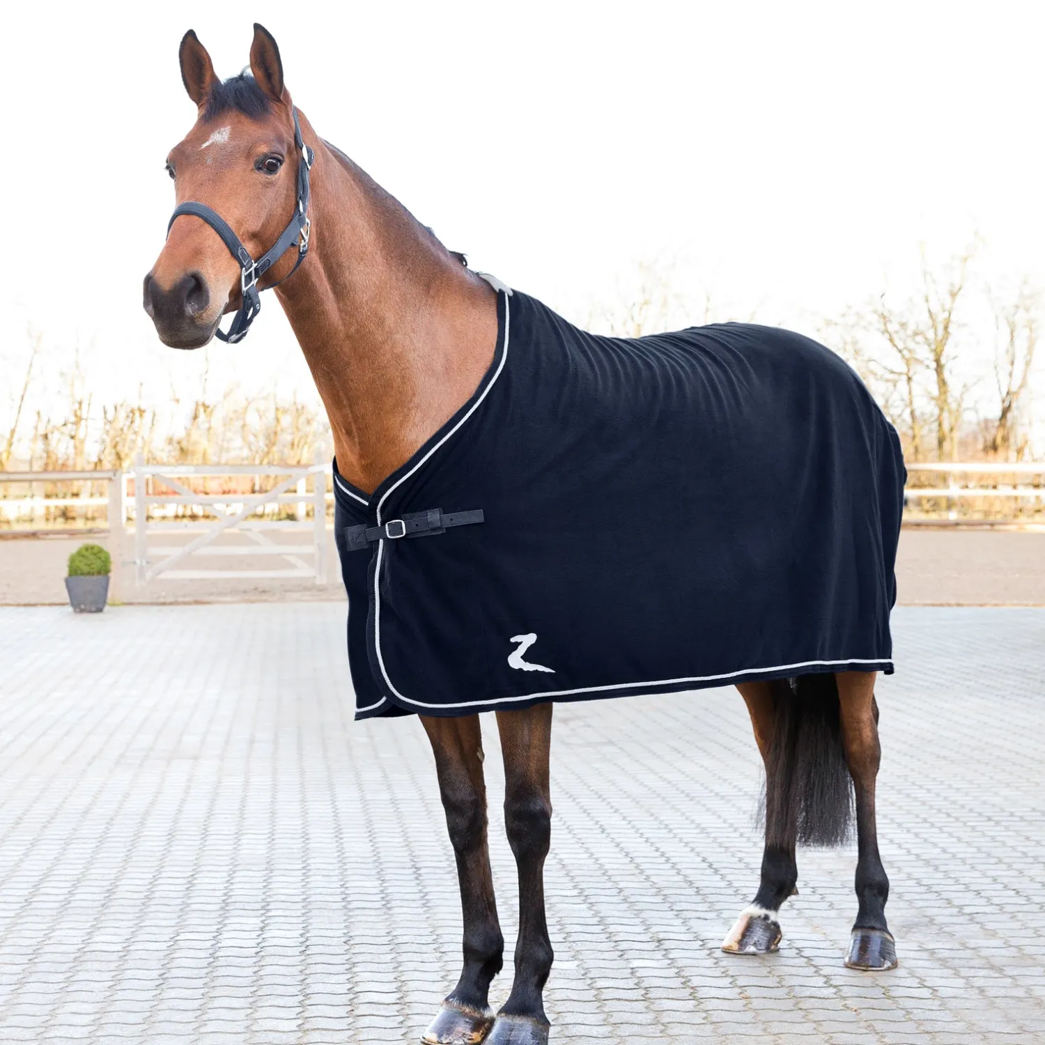 EQUINAVIA Horze Fleece Show Cooler Online