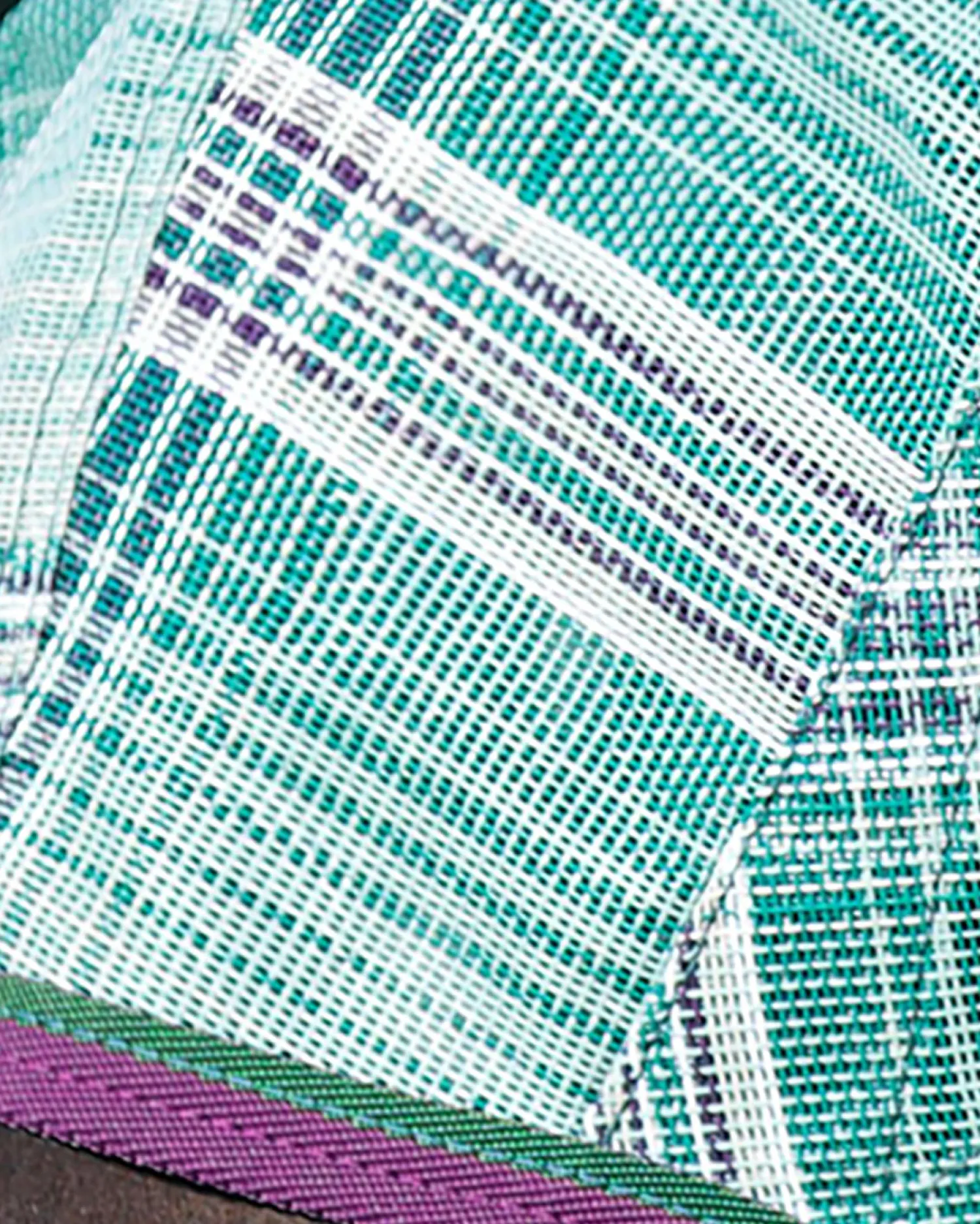 KENSINGTON ™ 2-Flake Hay Bag Discount