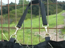 KENSINGTON ™ Slow Feed 4-Flake Hay Bag Discount