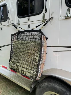 KENSINGTON ™ Slow Feed 4-Flake Hay Bag Discount