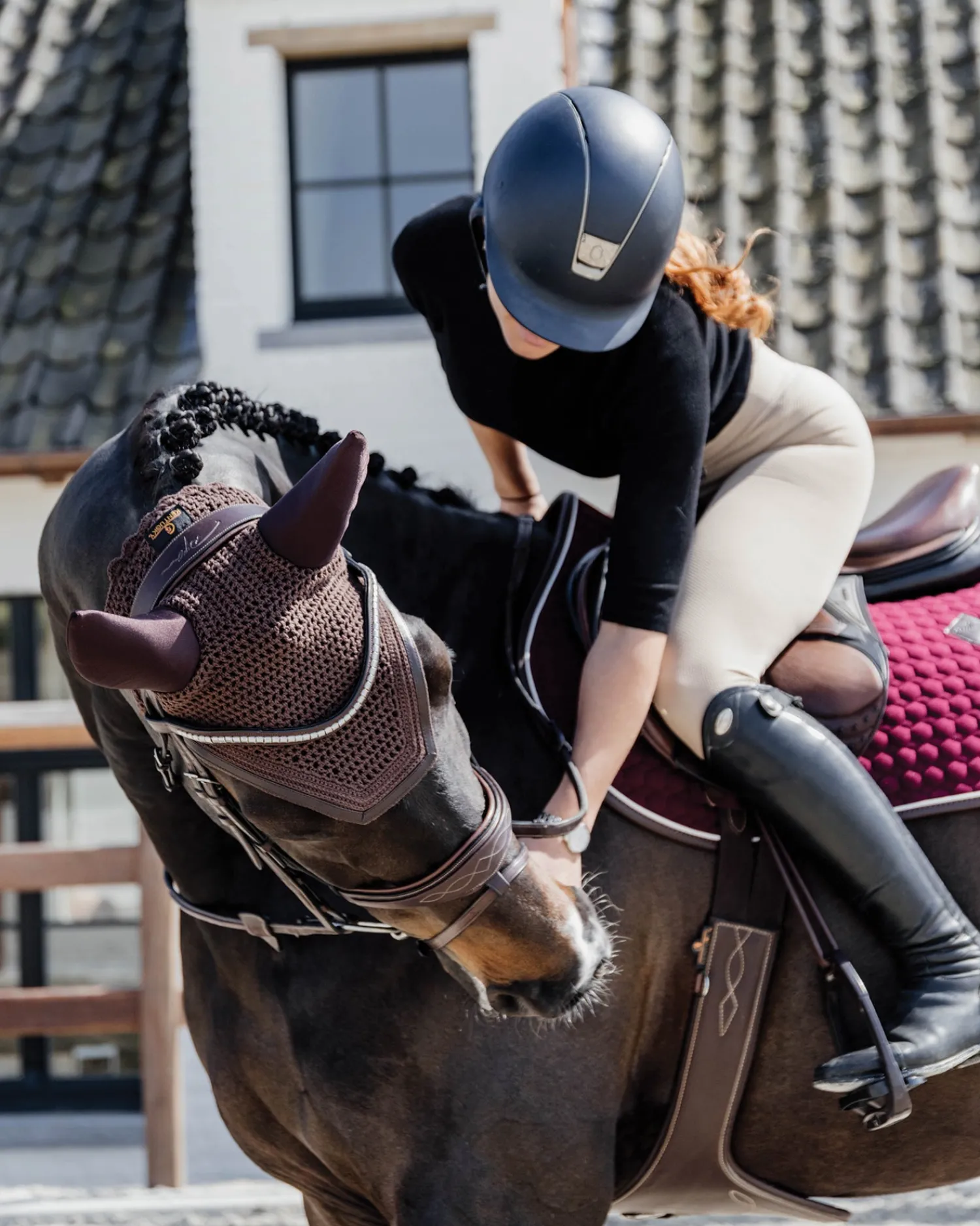 KENTUCKY HORSEWEAR Stud Girth Brown Hot