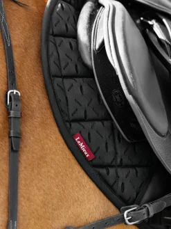 HORSE HEALTH TRADE LeMieux® 3D Mesh Self-Cool Eurojump Saddle Pad Outlet