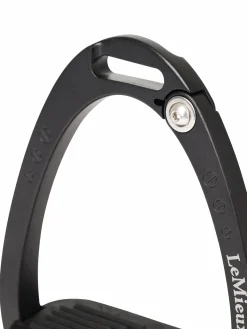 HORSE HEALTH TRADE LeMieux® Junior Vector Balance Stirrups