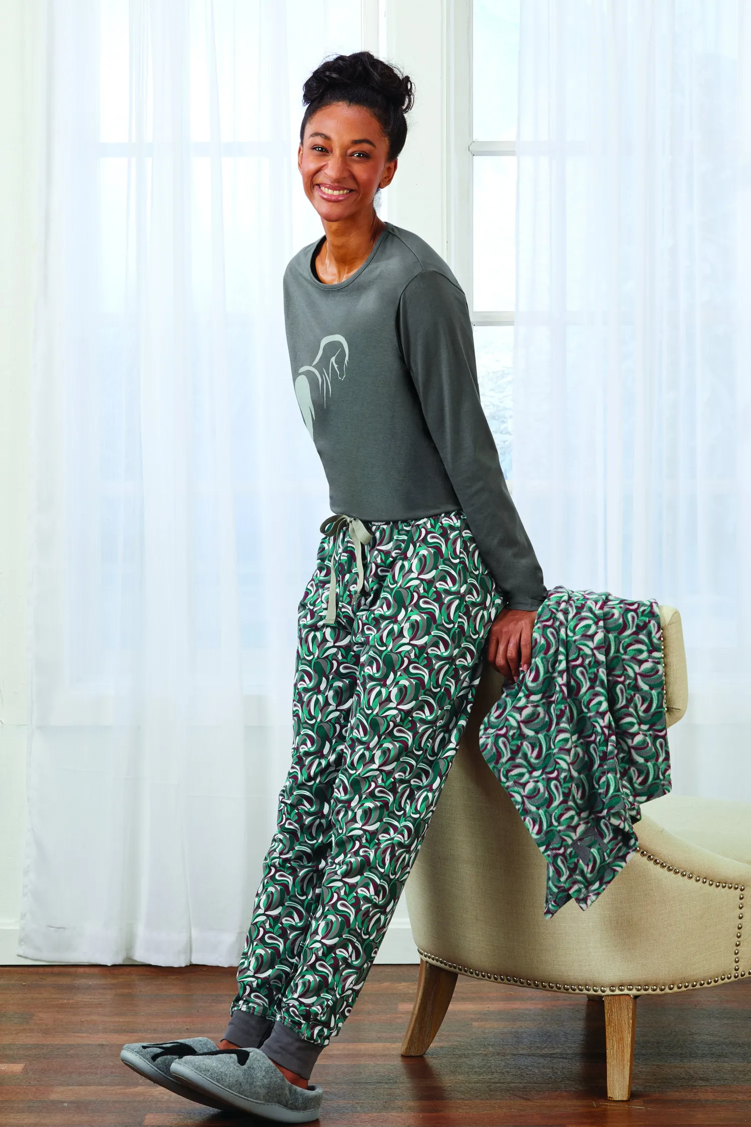 KIRSCH Riding Sport™ Hit the Hay Fleece Throw Sale